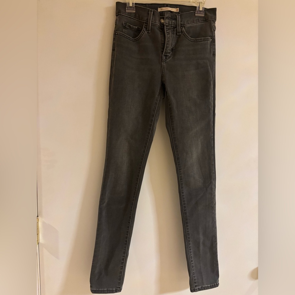 Levi’s Strauss&Co 311 Shaping Skinny,Women's Black Jeans+grey undertone.size-24